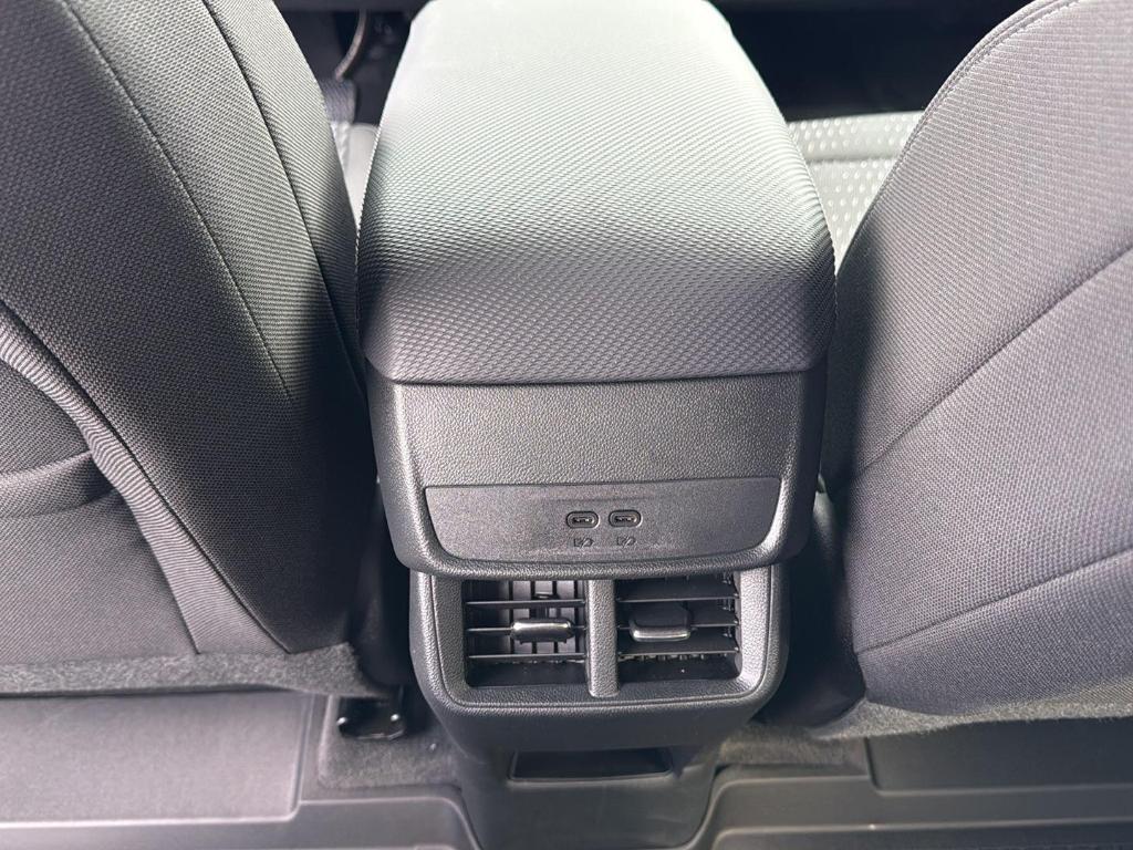 new 2026 Chevrolet Equinox car, priced at $29,600