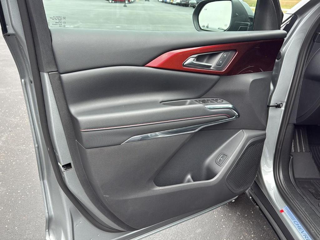 new 2026 Chevrolet Traverse car, priced at $51,327