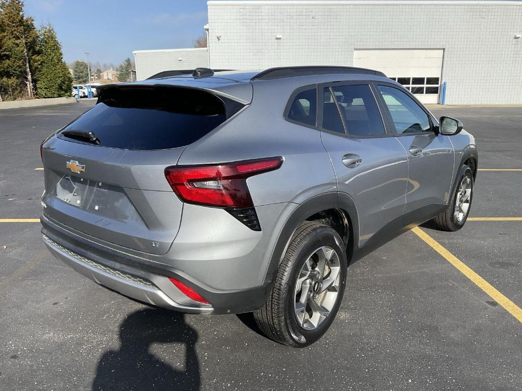 used 2025 Chevrolet Trax car, priced at $22,500