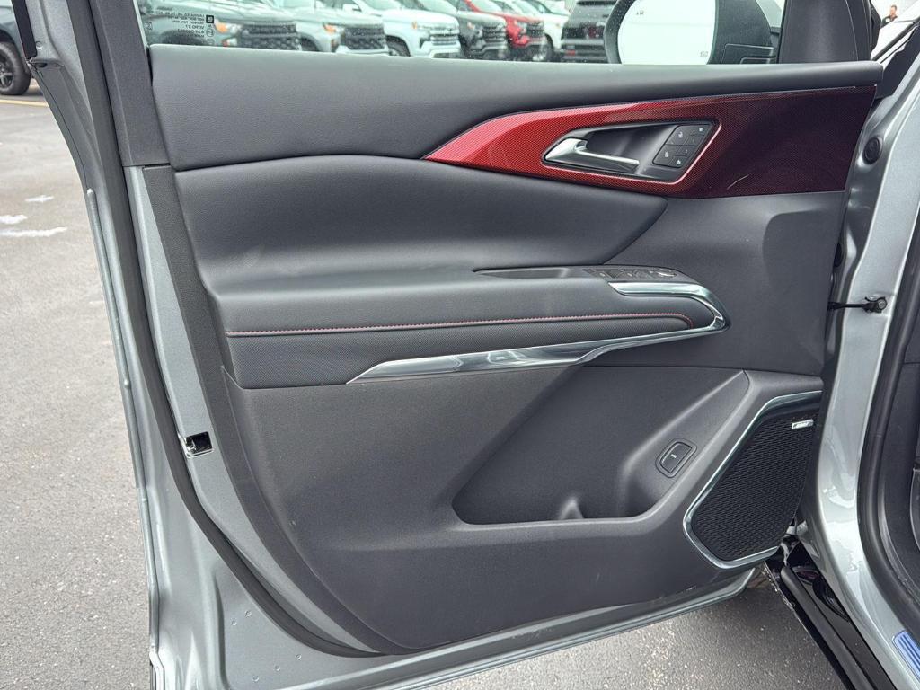 new 2026 Chevrolet Traverse car, priced at $60,780