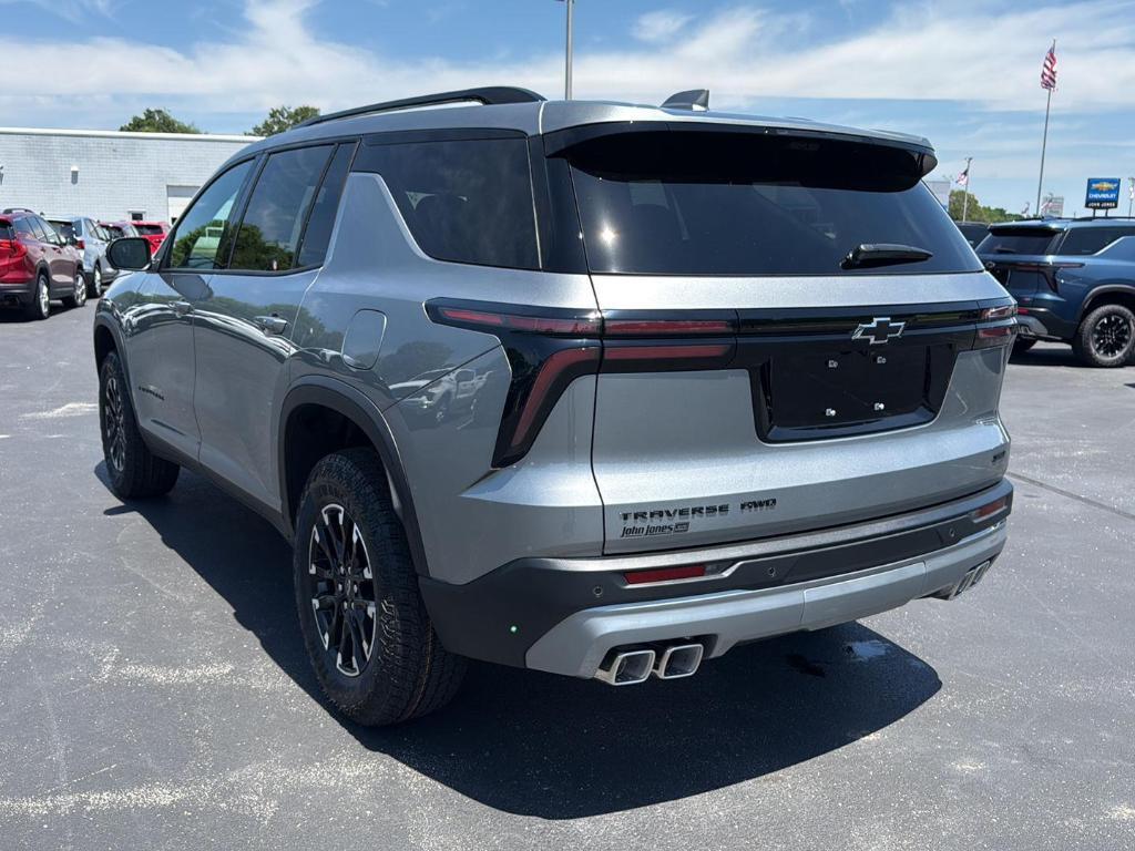 new 2026 Chevrolet Traverse car, priced at $53,260