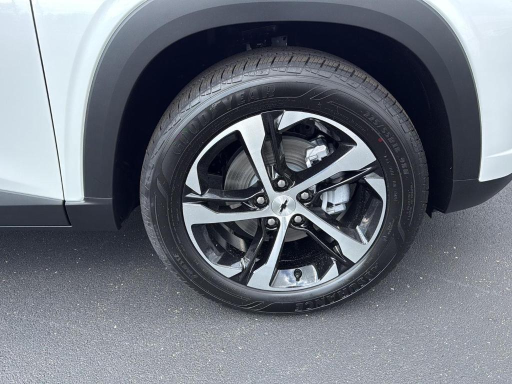 new 2026 Chevrolet Trax car, priced at $26,490
