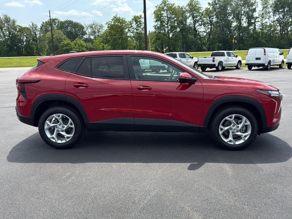 new 2026 Chevrolet Trax car, priced at $25,365