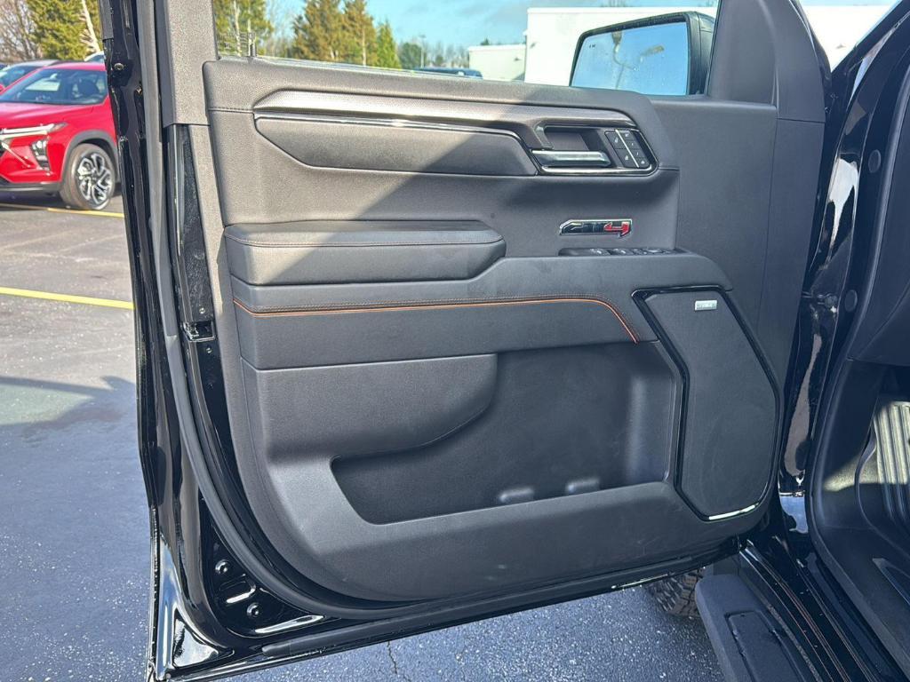 used 2024 GMC Sierra 1500 car, priced at $59,900