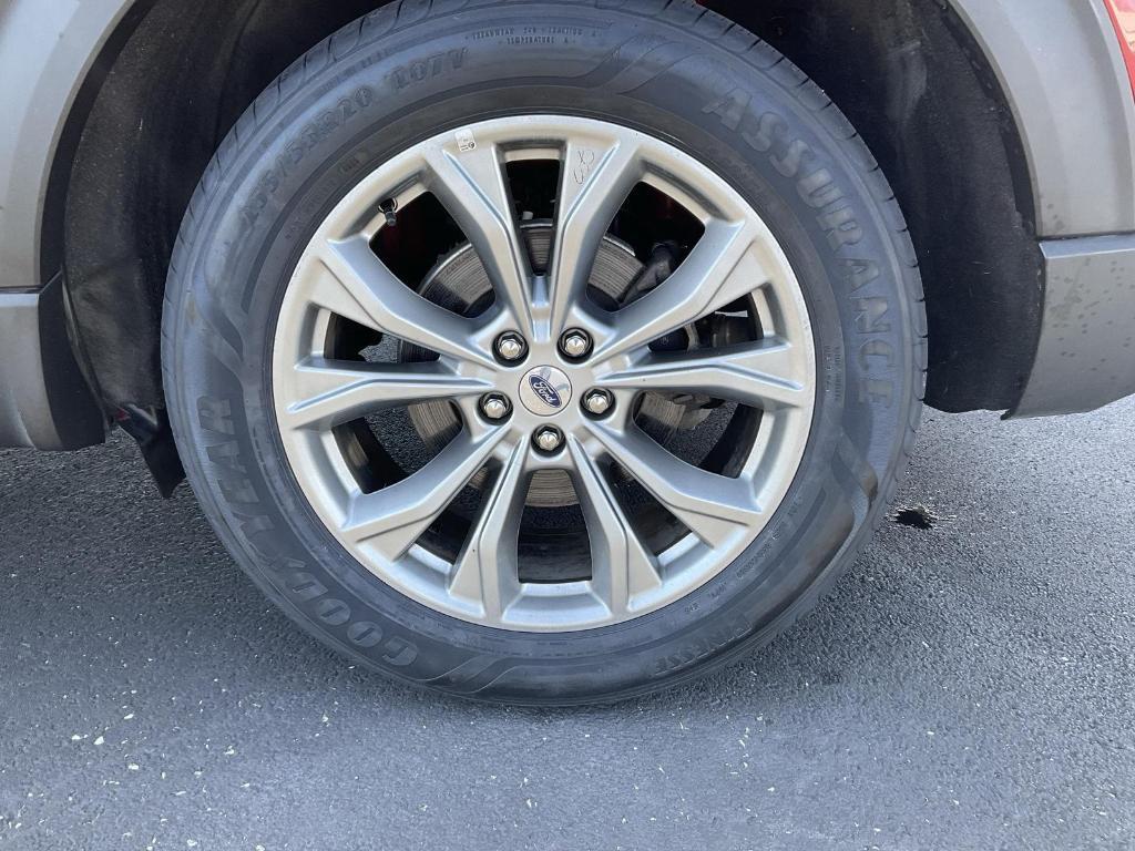 used 2023 Ford Explorer car, priced at $29,900