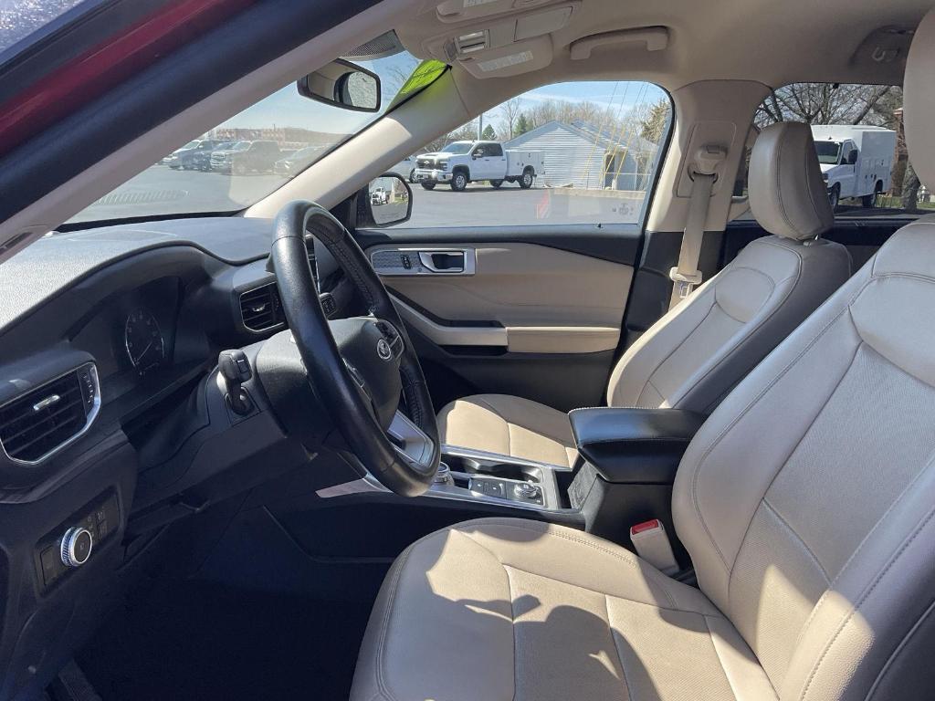 used 2023 Ford Explorer car, priced at $29,900
