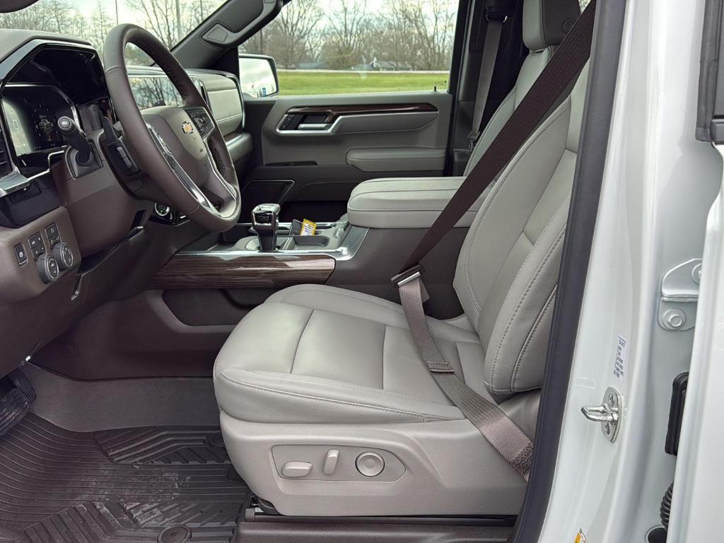 new 2026 Chevrolet Silverado 1500 car, priced at $49,320