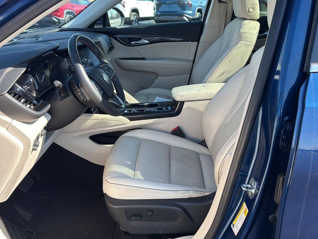 used 2022 Buick Envision car, priced at $25,900