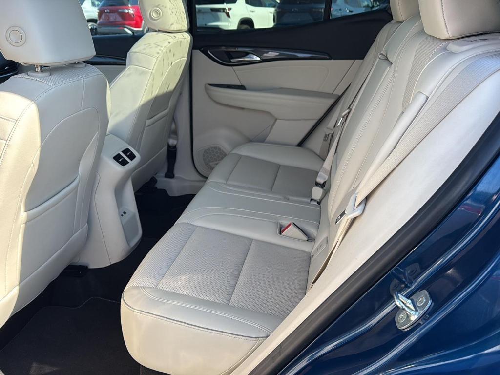 used 2022 Buick Envision car, priced at $25,900