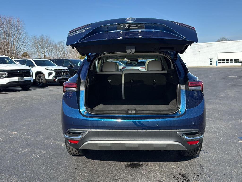 used 2022 Buick Envision car, priced at $25,900