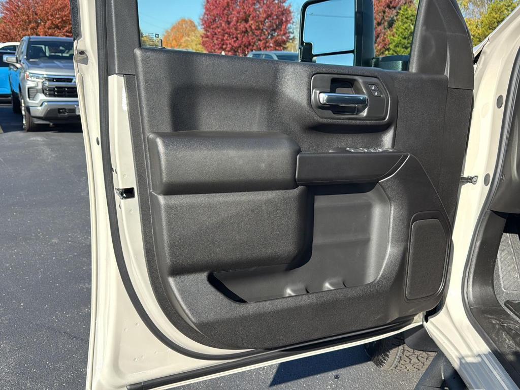 new 2026 Chevrolet Silverado 2500 car