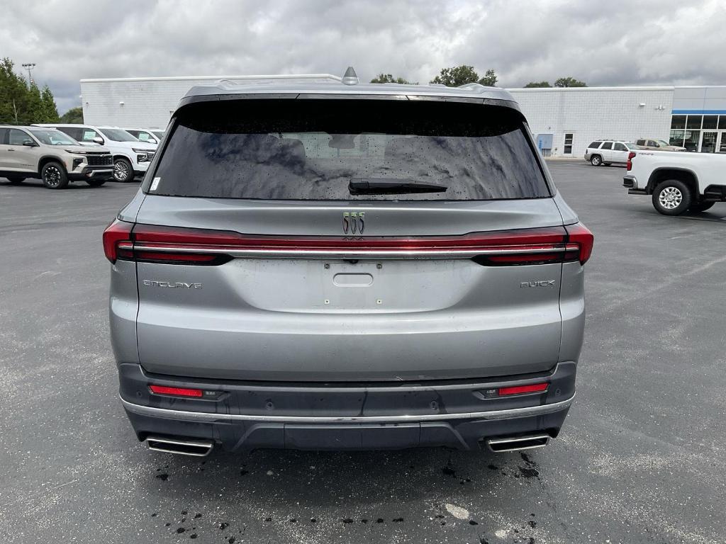 used 2025 Buick Enclave car, priced at $33,450
