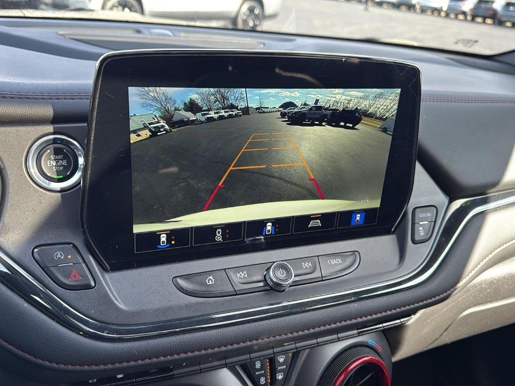 used 2024 Chevrolet Blazer car, priced at $31,900