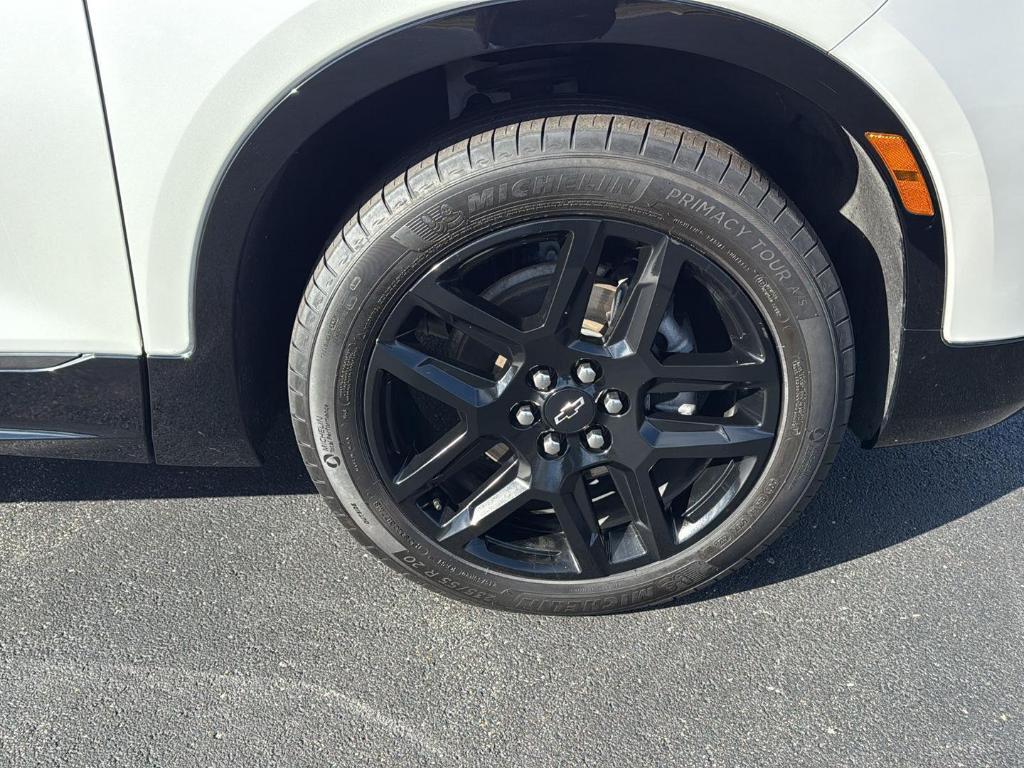 used 2024 Chevrolet Blazer car, priced at $31,900