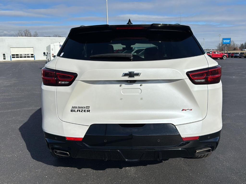 used 2024 Chevrolet Blazer car, priced at $31,900