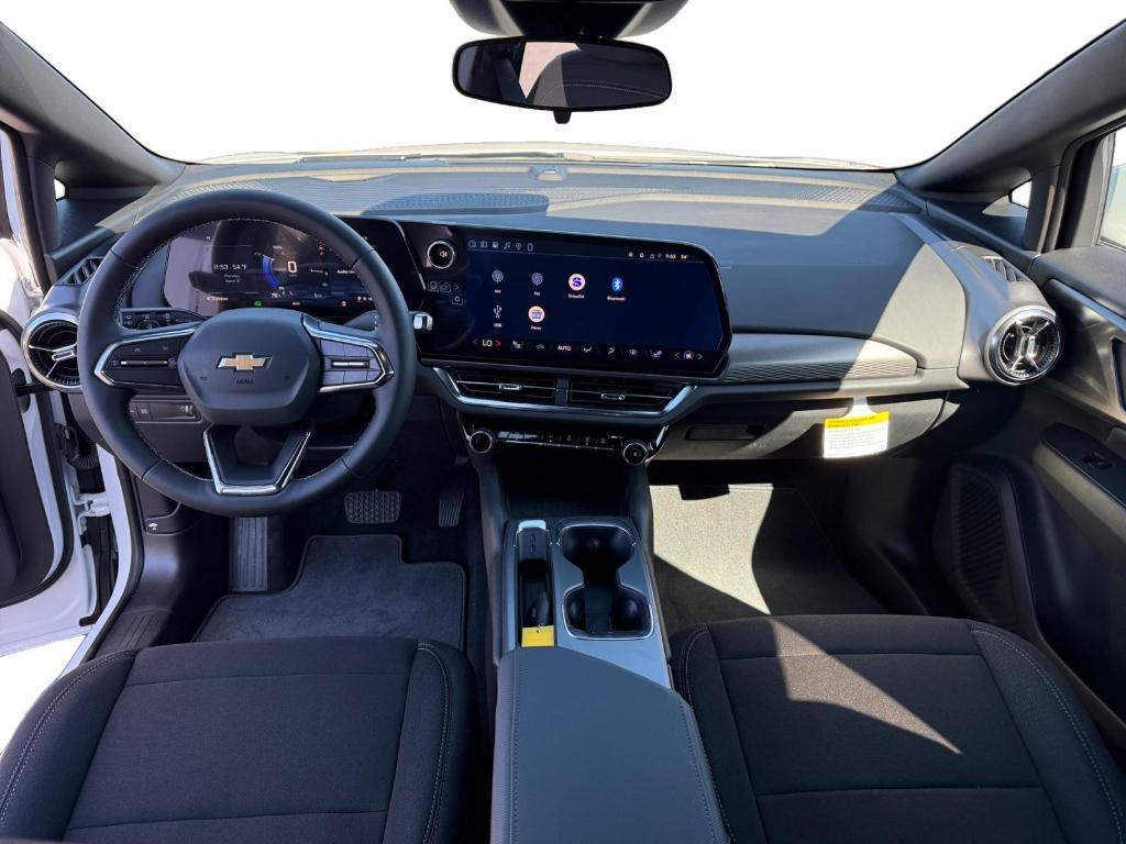 new 2026 Chevrolet Equinox EV car, priced at $32,260