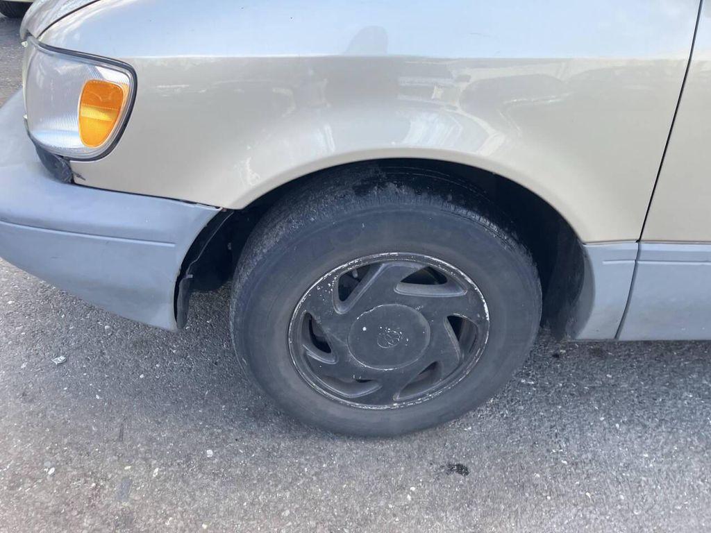 used 2000 Toyota Sienna car, priced at $1,895