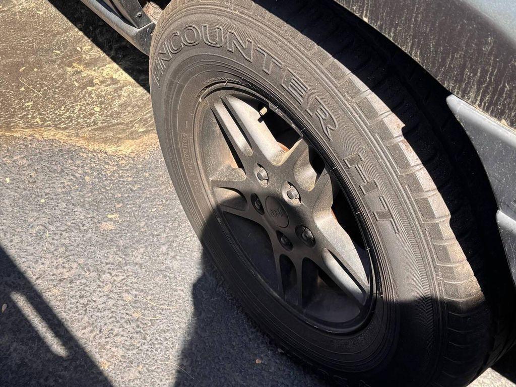 used 2004 Jeep Grand Cherokee car, priced at $1,495