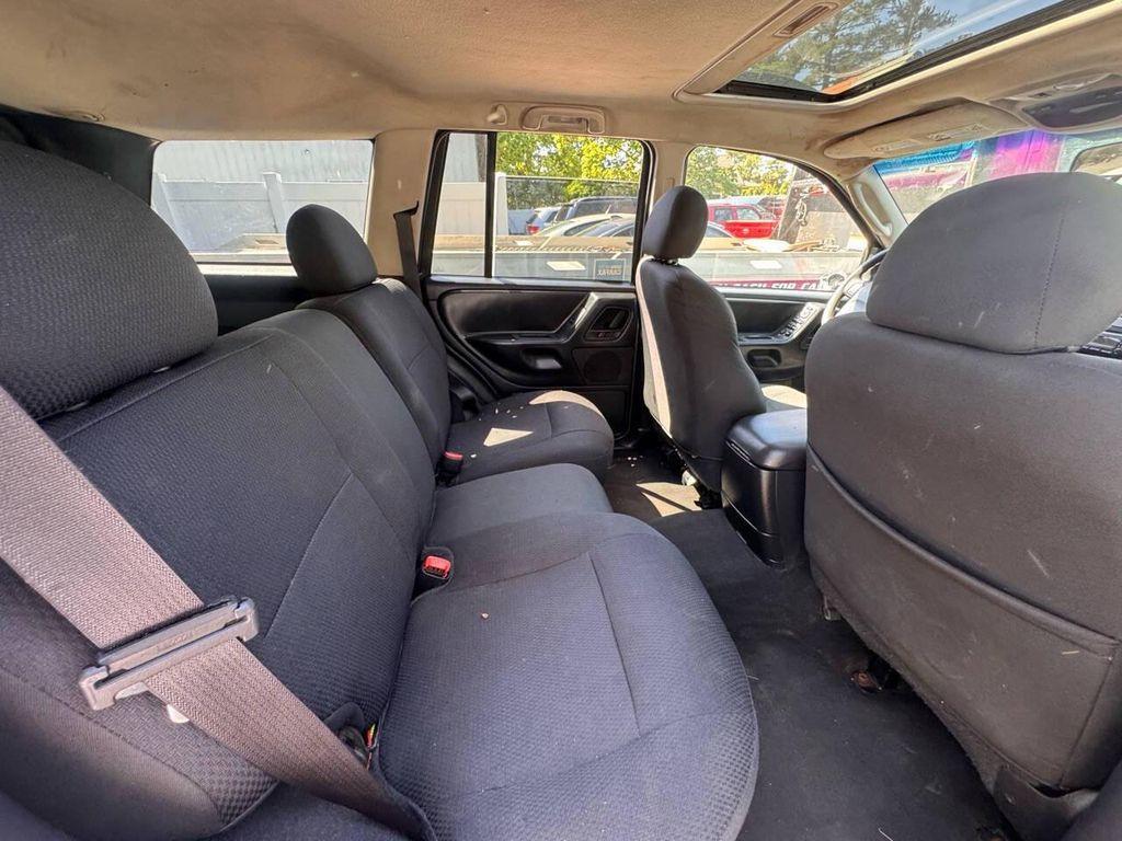 used 2004 Jeep Grand Cherokee car, priced at $1,495