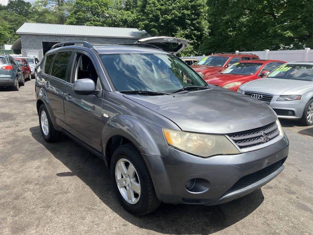 used 2009 Mitsubishi Outlander car, priced at $1,895