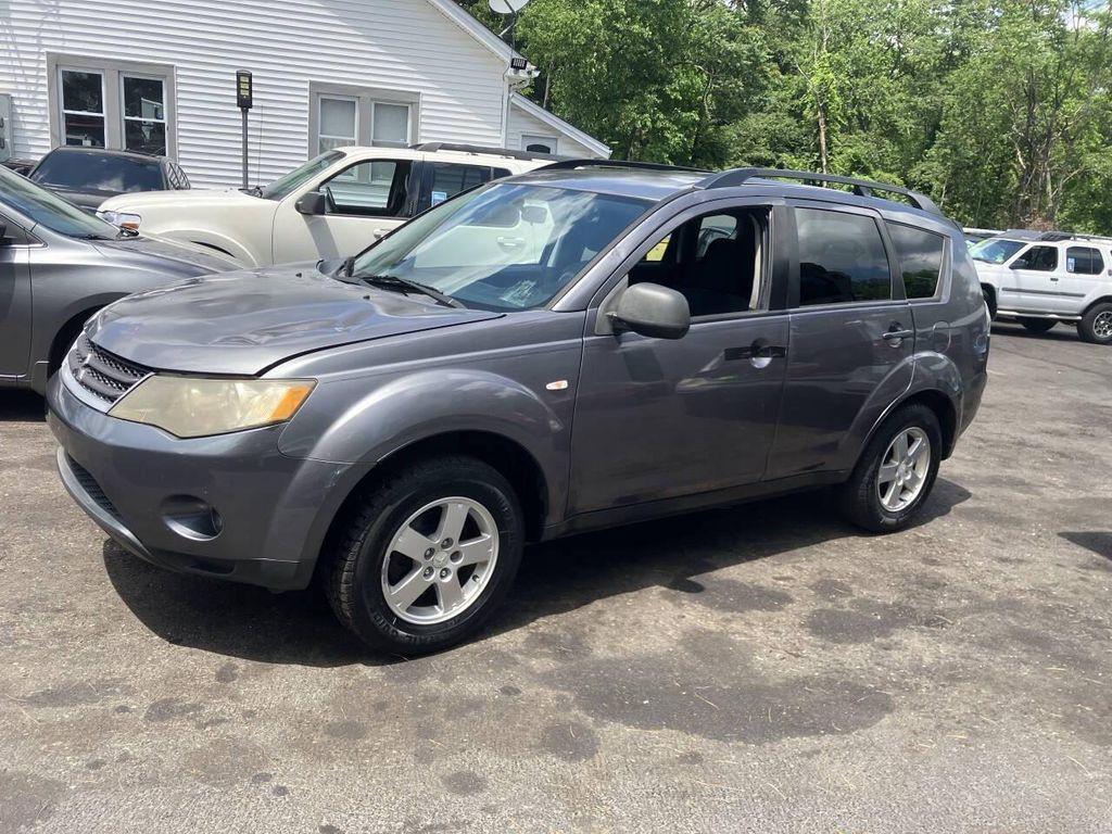 used 2009 Mitsubishi Outlander car, priced at $1,895