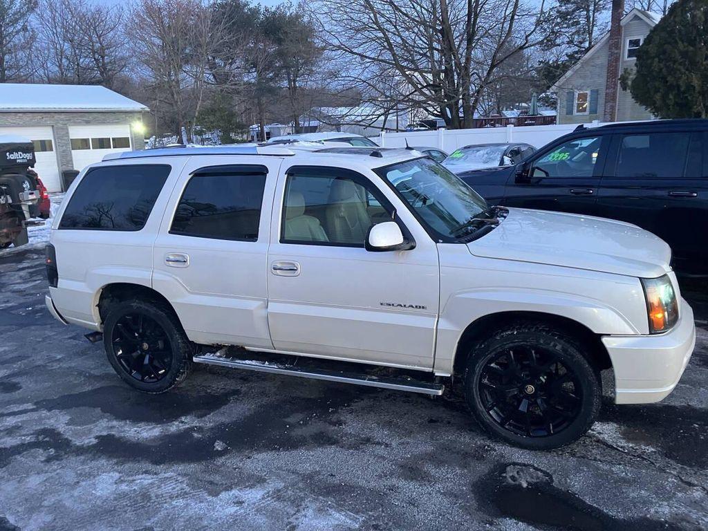 used 2005 Cadillac Escalade car, priced at $5,495