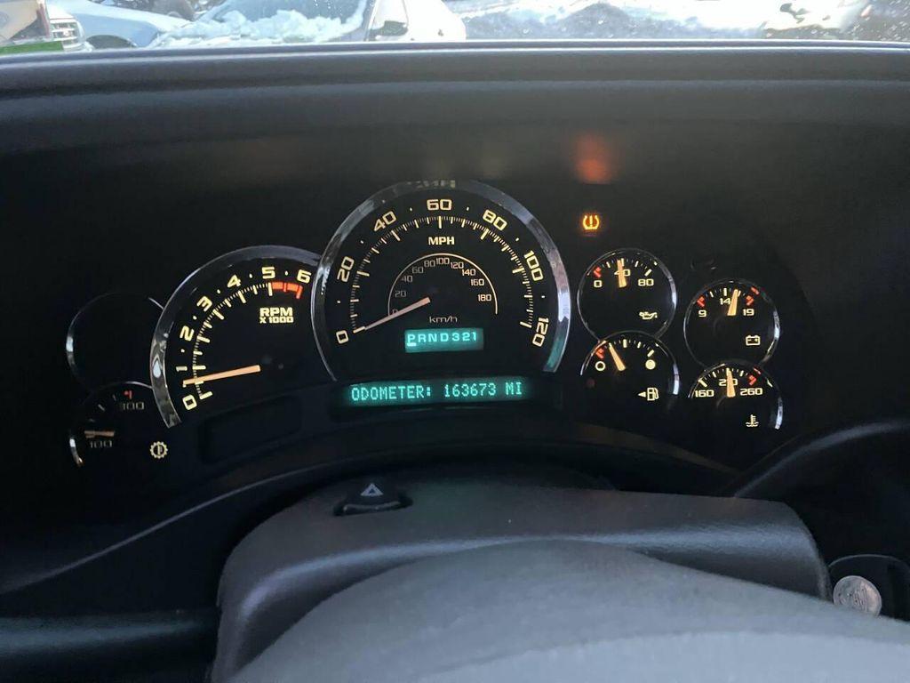 used 2005 Cadillac Escalade car, priced at $5,495