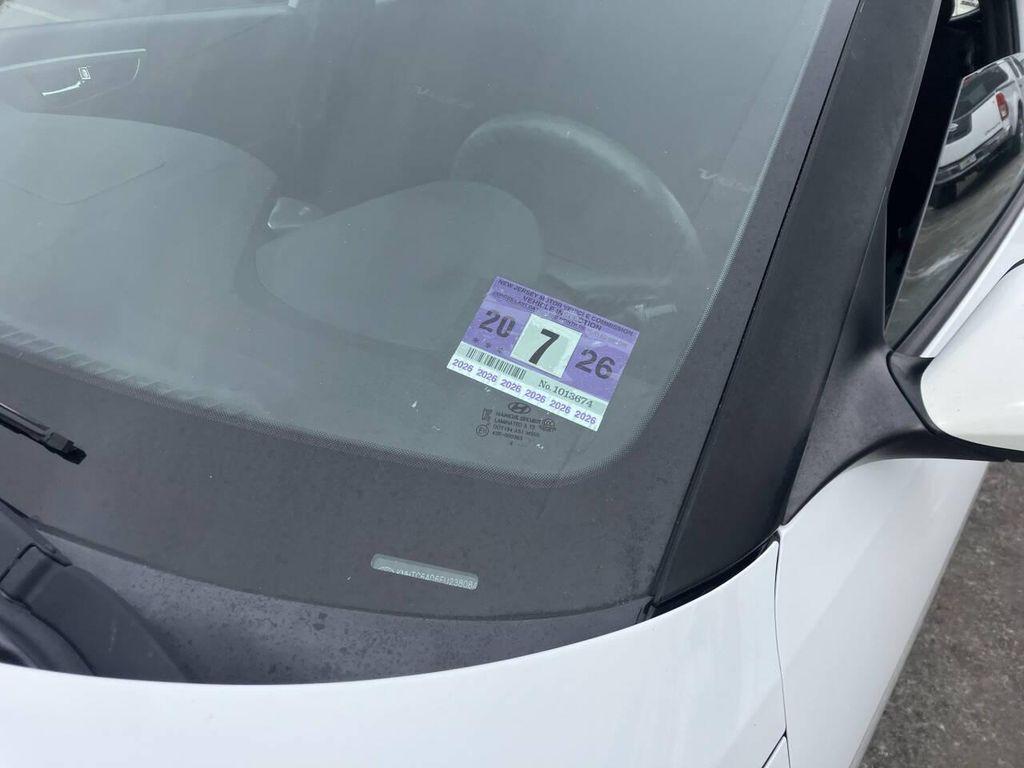 used 2015 Hyundai Veloster car, priced at $5,495