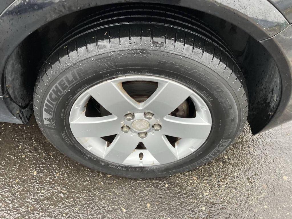 used 2009 Saturn Vue car, priced at $2,495