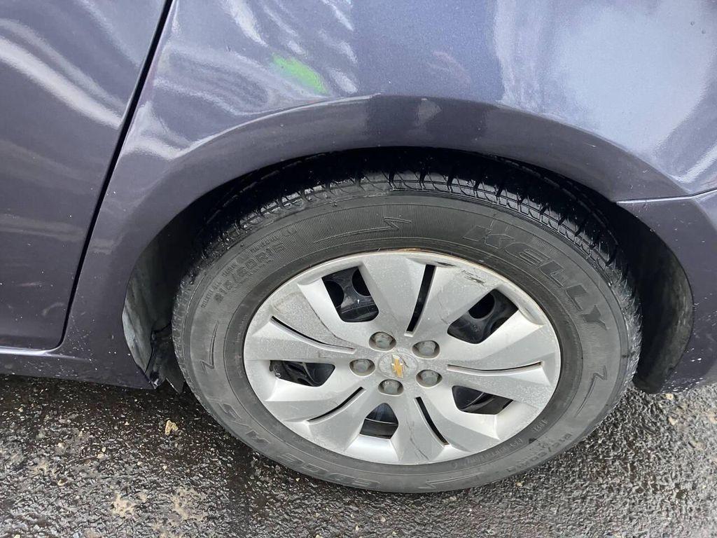 used 2014 Chevrolet Cruze car, priced at $5,995