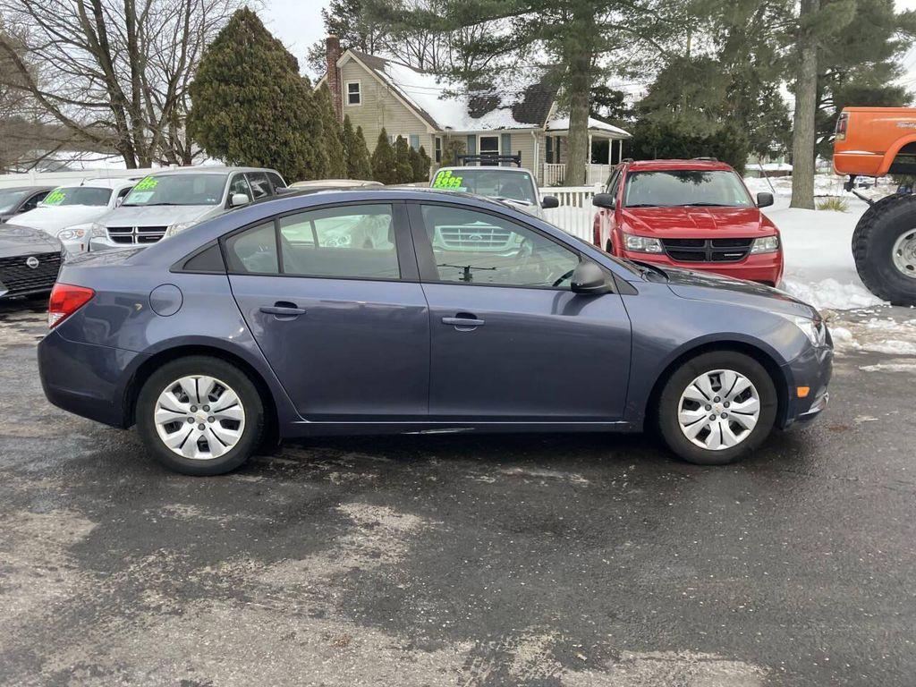 used 2014 Chevrolet Cruze car, priced at $5,995