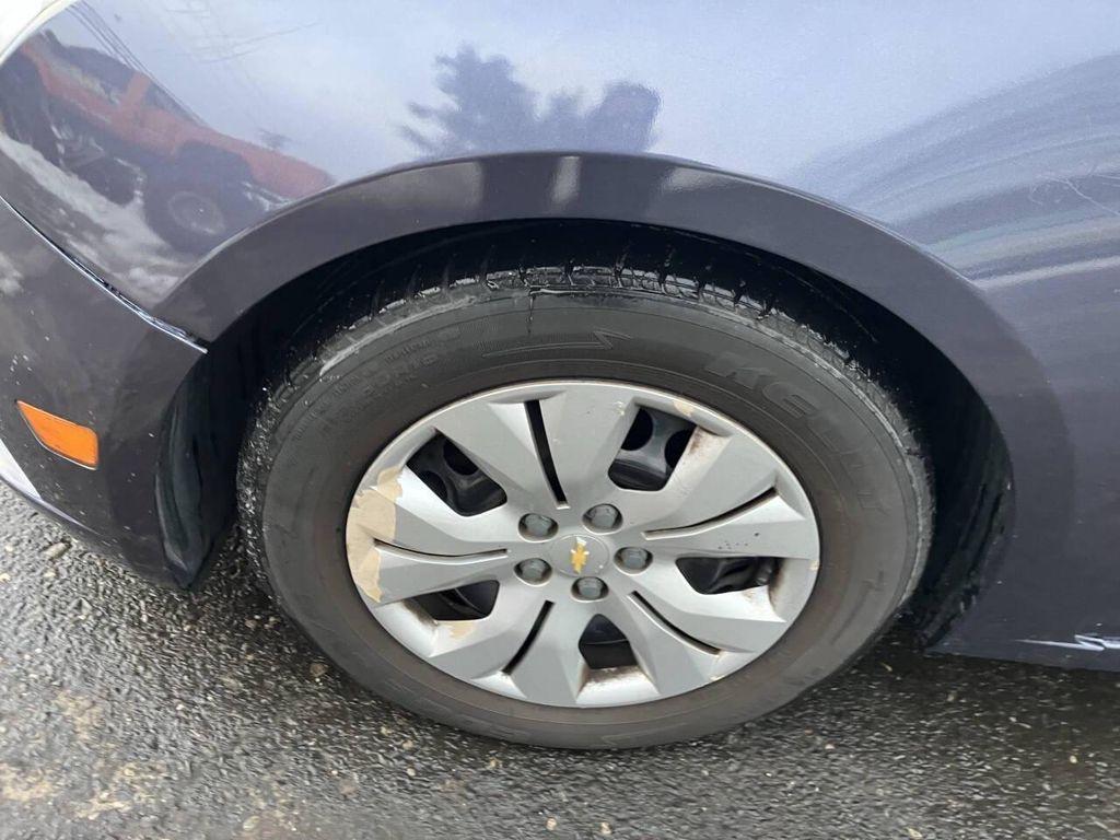 used 2014 Chevrolet Cruze car, priced at $5,995