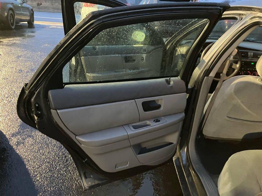 used 2004 Ford Taurus car, priced at $1,795