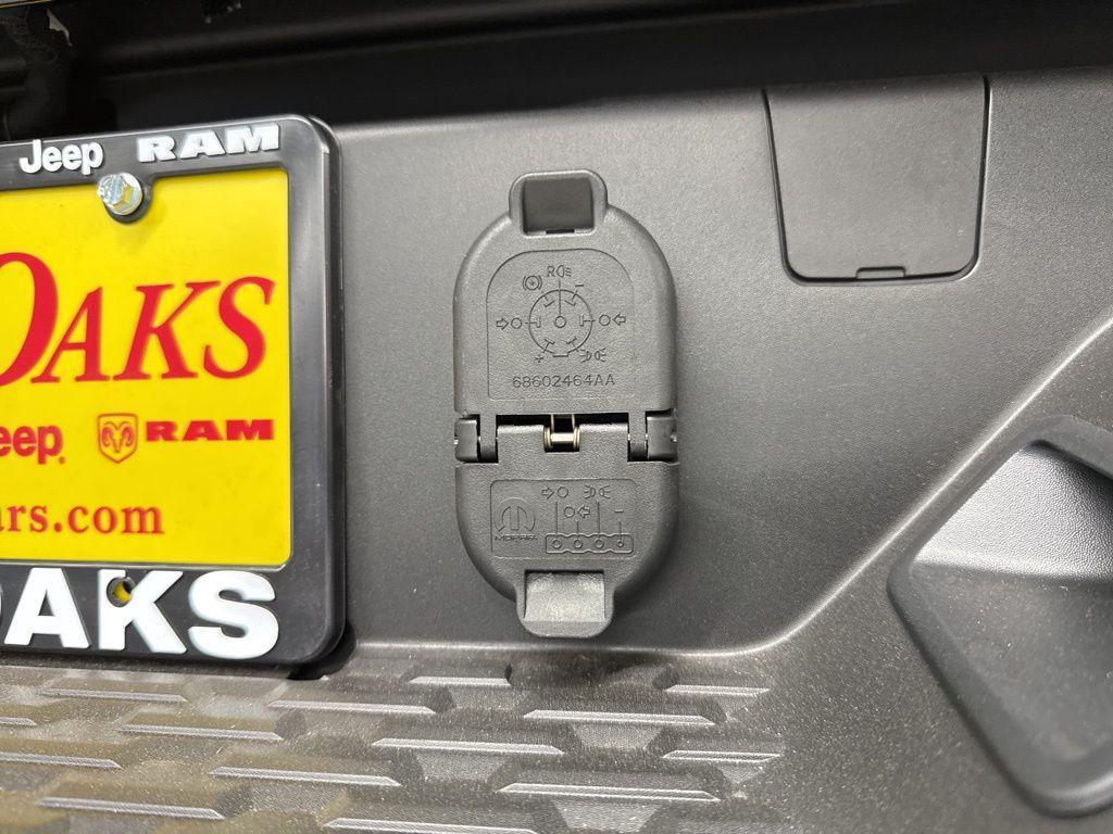 new 2025 Ram 1500 car, priced at $89,415