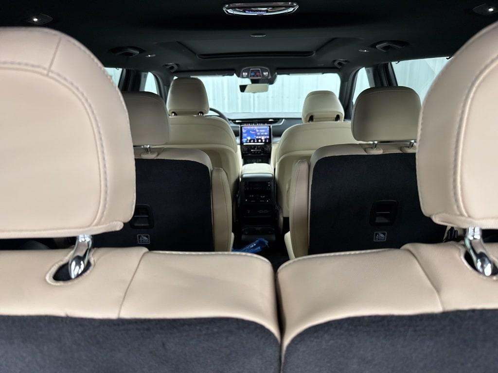 new 2025 Jeep Grand Cherokee L car, priced at $49,190