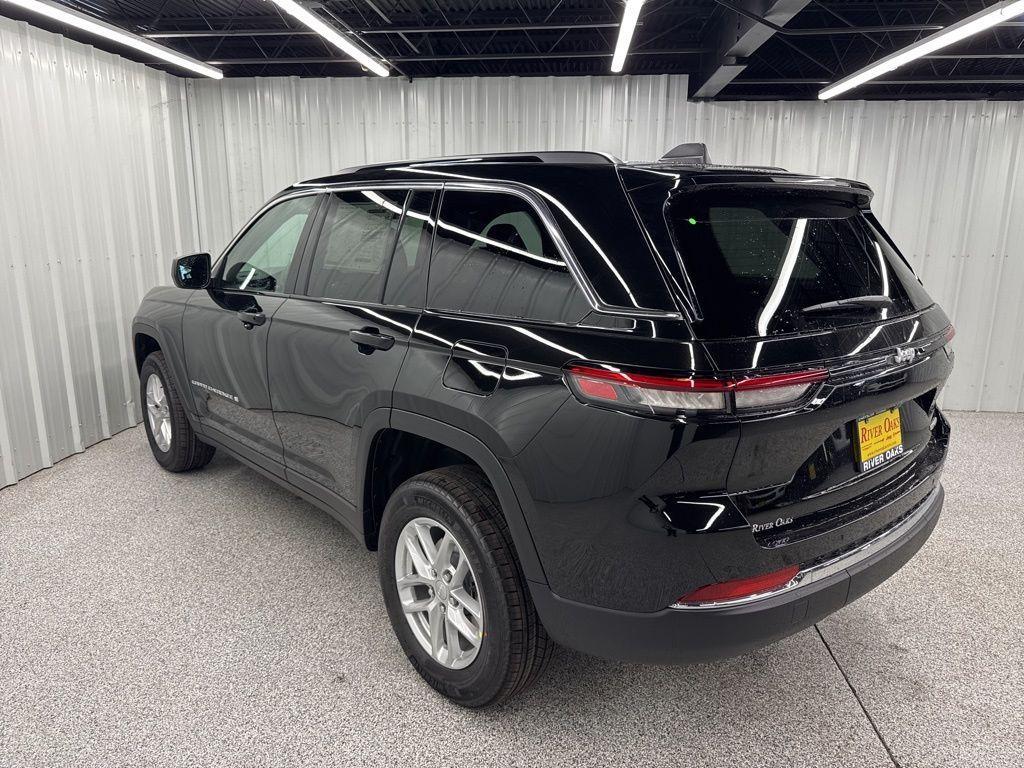 new 2025 Jeep Grand Cherokee car, priced at $37,757