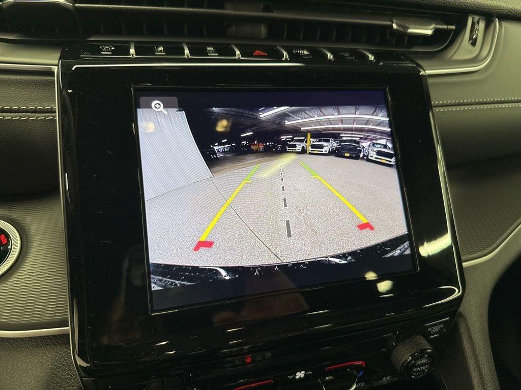 new 2025 Jeep Grand Cherokee car, priced at $37,757