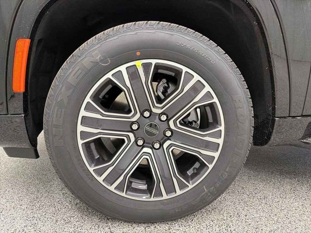 new 2025 Jeep Wagoneer car, priced at $62,142