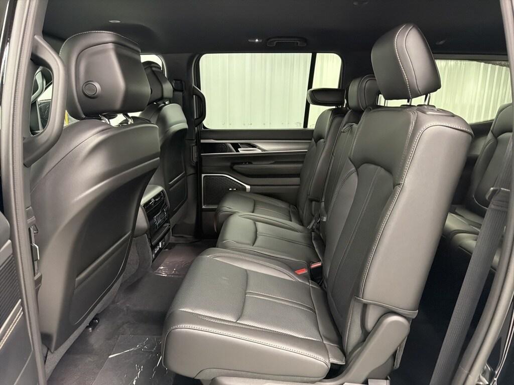 new 2025 Jeep Wagoneer car, priced at $62,142