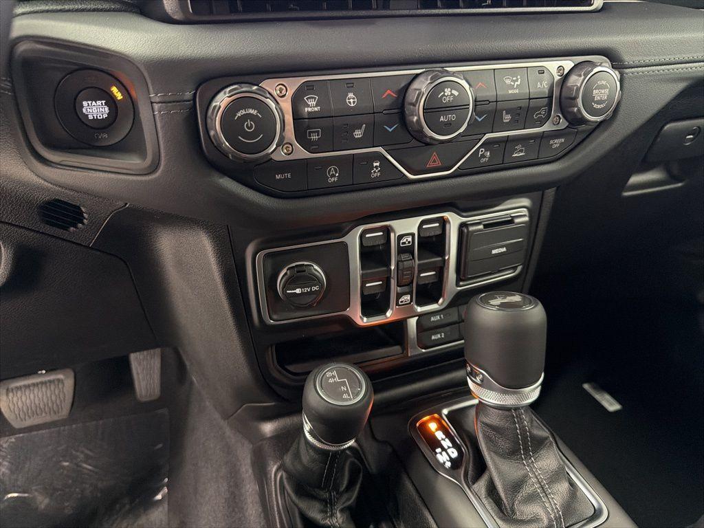 new 2026 Jeep Wrangler car, priced at $55,304