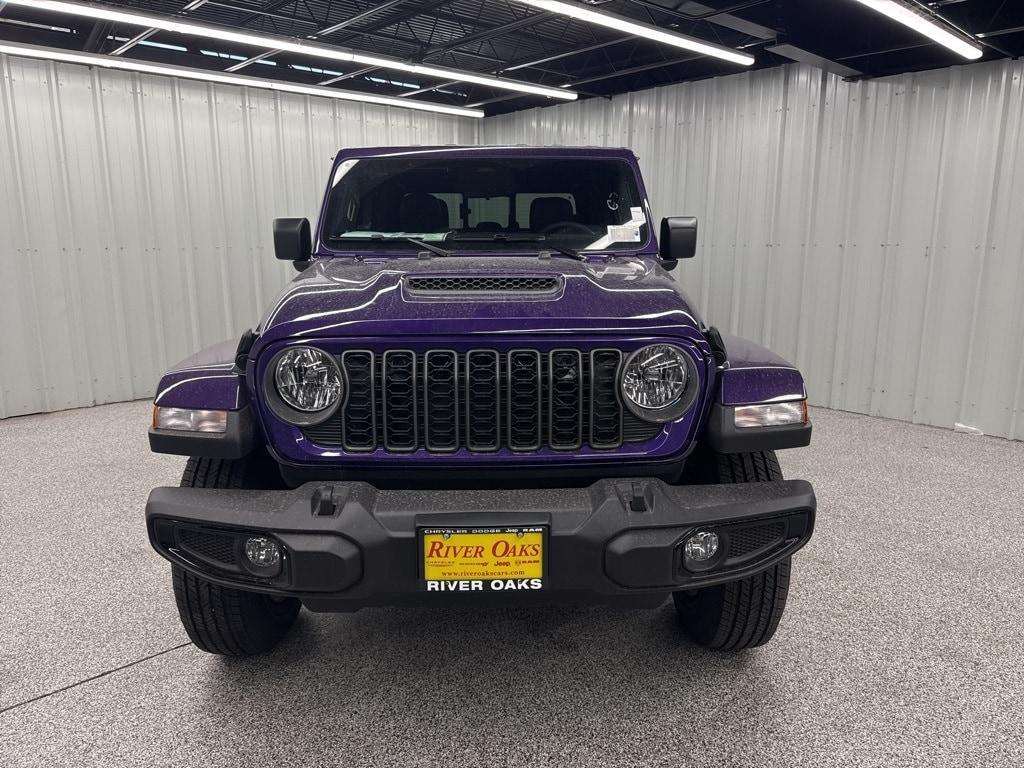 new 2026 Jeep Gladiator car, priced at $49,337