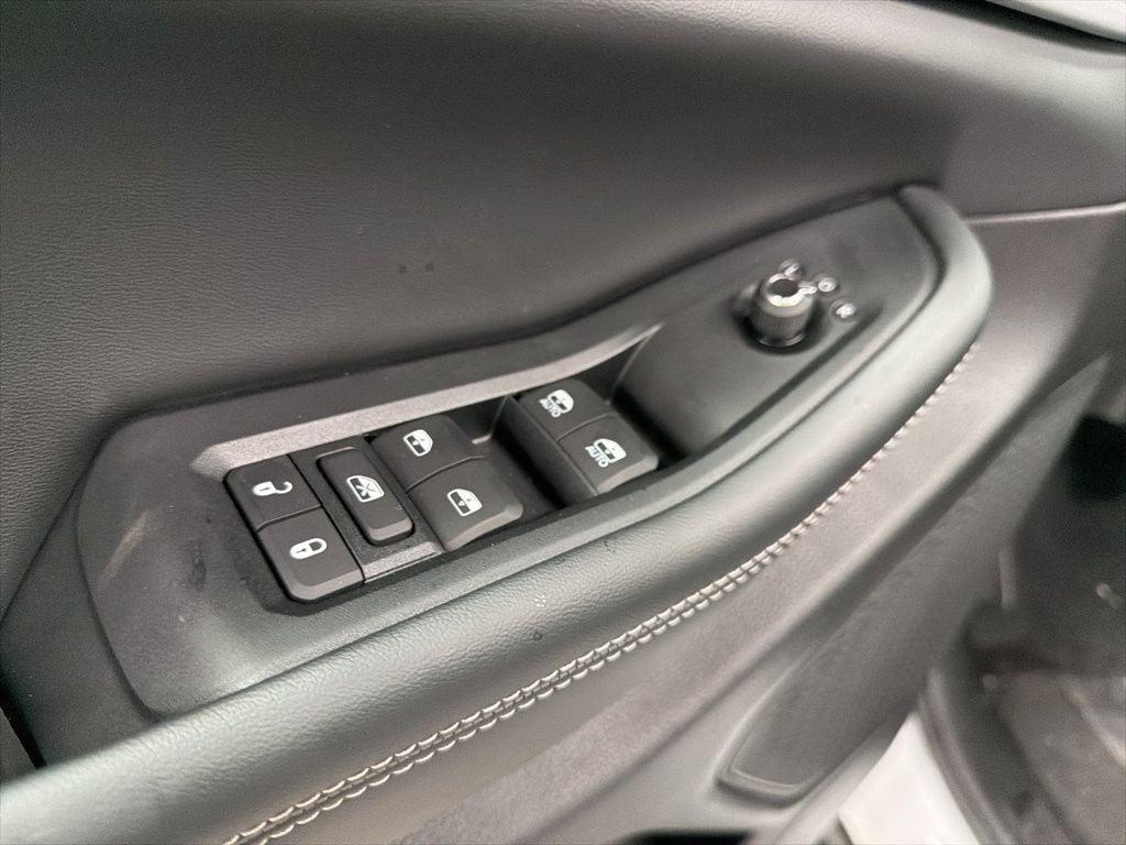 new 2026 Jeep Grand Cherokee car, priced at $47,930