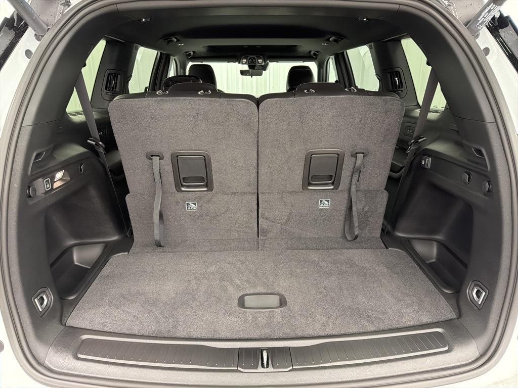 new 2025 Jeep Grand Cherokee L car, priced at $44,672