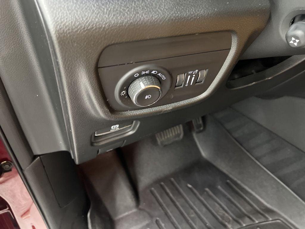 used 2024 Jeep Grand Cherokee car, priced at $40,965