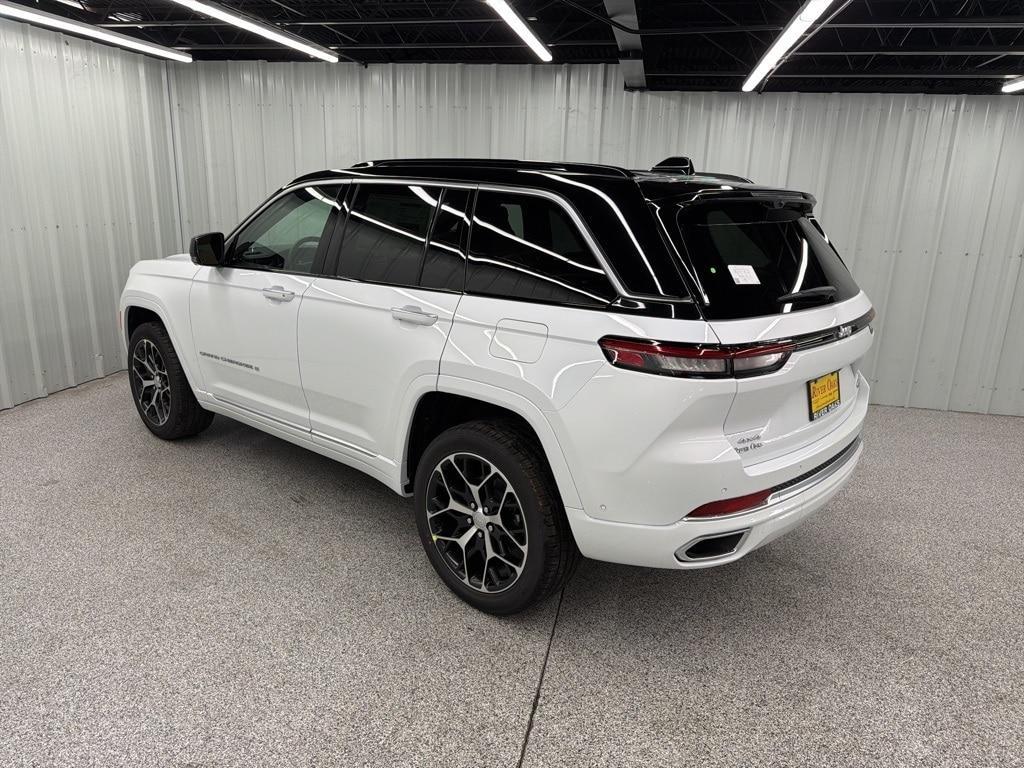 new 2025 Jeep Grand Cherokee car, priced at $62,878