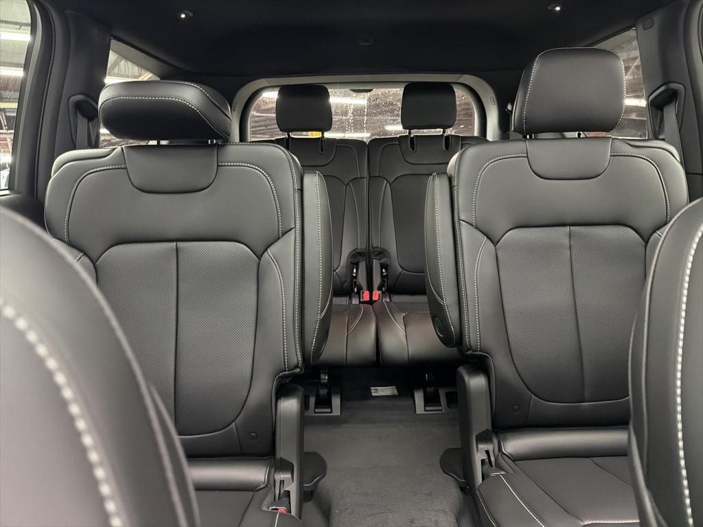 new 2025 Jeep Grand Cherokee L car, priced at $48,668