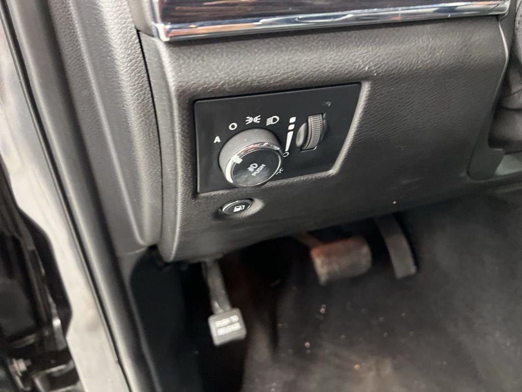 used 2020 Jeep Grand Cherokee car, priced at $23,765