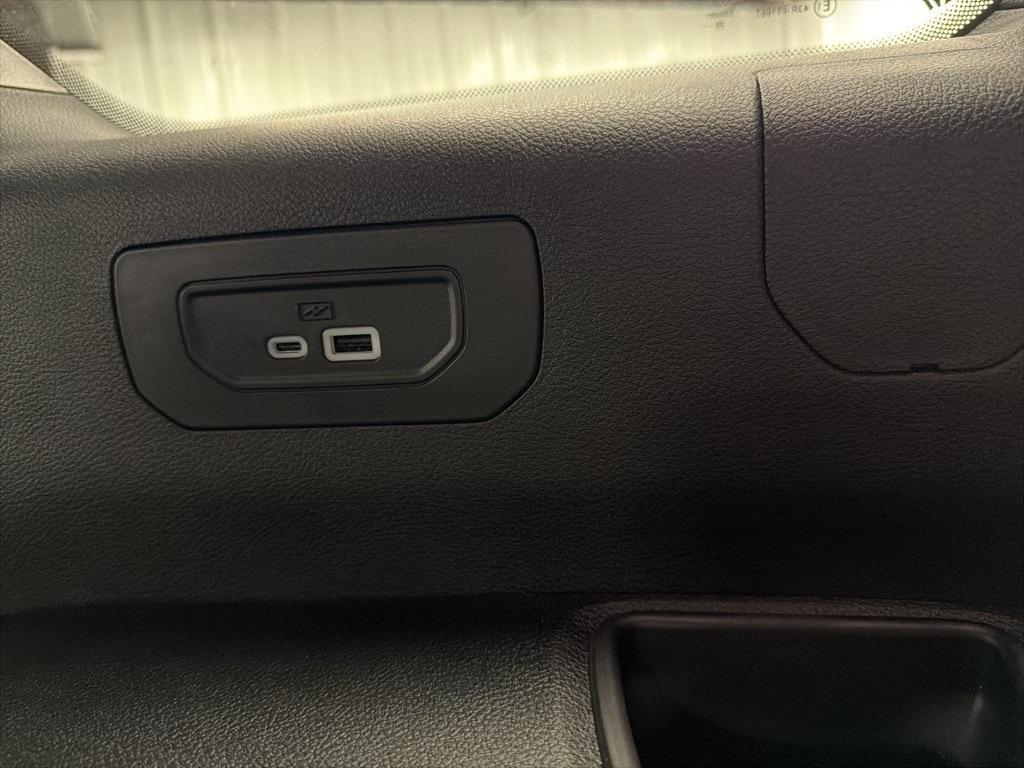 new 2025 Jeep Grand Cherokee L car, priced at $51,561