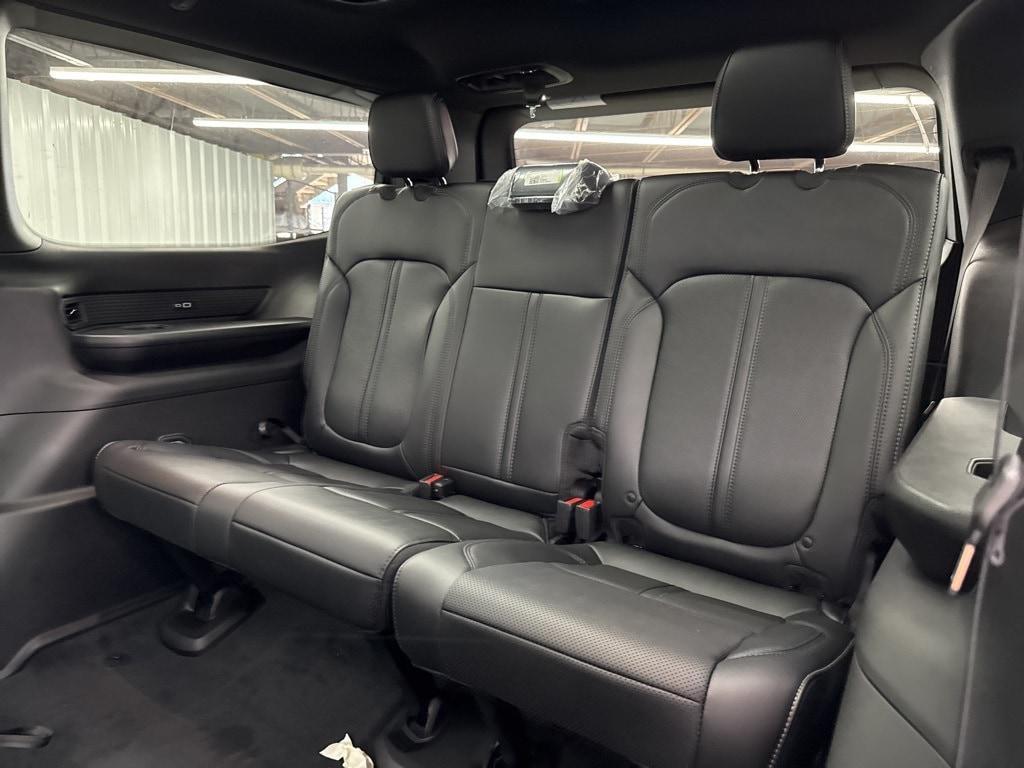 new 2025 Jeep Wagoneer car, priced at $74,159