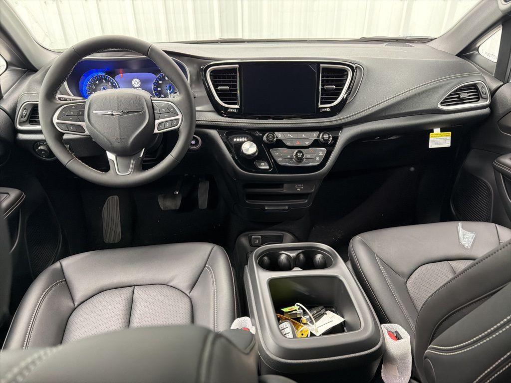 new 2026 Chrysler Pacifica car, priced at $41,389